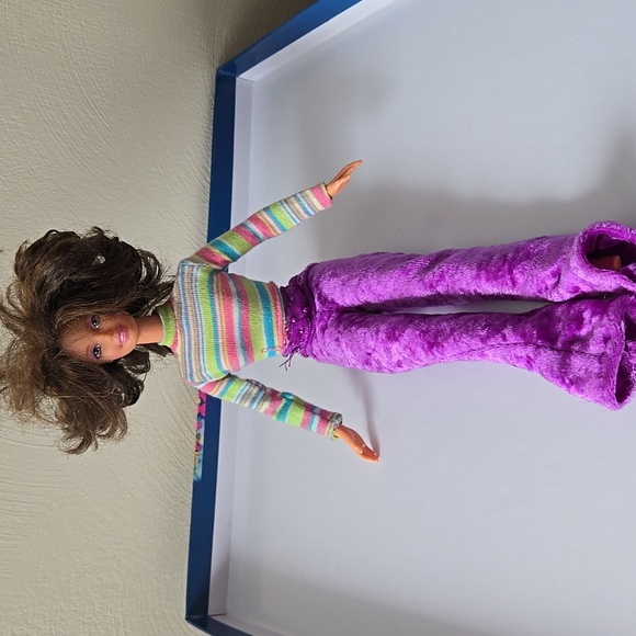 1999 VTG Mattel Barbie Doll with Rainbow Striped Top and Purple  Pants - Picture 17 of 17